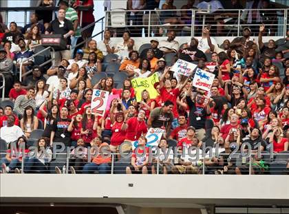 Thumbnail 1 in Cocoa vs. Skyline (Kirk Herbstreit National Kickoff Classic) photogallery.