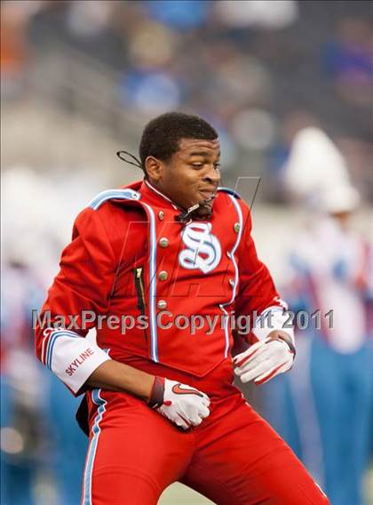 Thumbnail 2 in Cocoa vs. Skyline (Kirk Herbstreit National Kickoff Classic) photogallery.