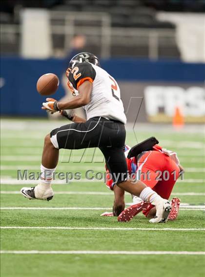 Thumbnail 1 in Cocoa vs. Skyline (Kirk Herbstreit National Kickoff Classic) photogallery.