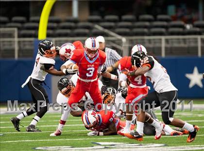 Thumbnail 3 in Cocoa vs. Skyline (Kirk Herbstreit National Kickoff Classic) photogallery.