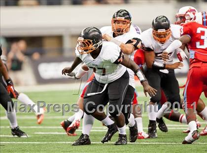 Thumbnail 2 in Cocoa vs. Skyline (Kirk Herbstreit National Kickoff Classic) photogallery.