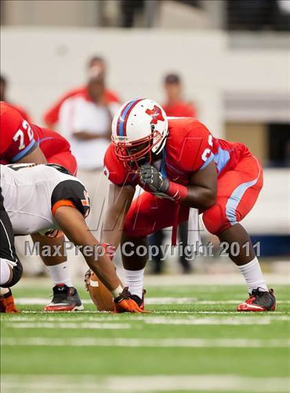 Thumbnail 3 in Cocoa vs. Skyline (Kirk Herbstreit National Kickoff Classic) photogallery.