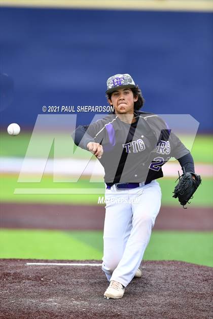 Thumbnail 2 in Holy Family vs. Ponderosa (CHSAA 5A Final #2) photogallery.