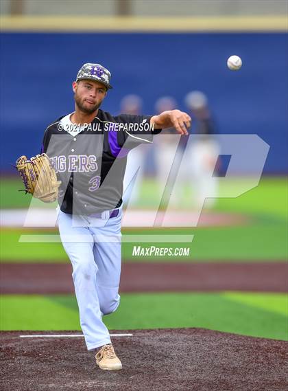 Thumbnail 3 in Holy Family vs. Ponderosa (CHSAA 5A Final #2) photogallery.