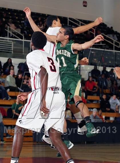 Thumbnail 2 in Damien vs Centennial (SoCal Shootout) photogallery.