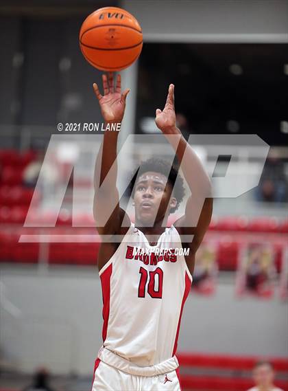 Thumbnail 3 in Moore @ Mustang photogallery.