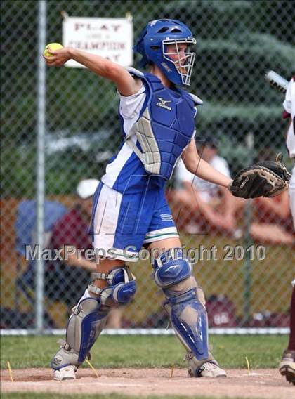 Thumbnail 1 in Bay Shore v. Cicero-North Syracuse (NYSPHSAA Class AA Final) photogallery.