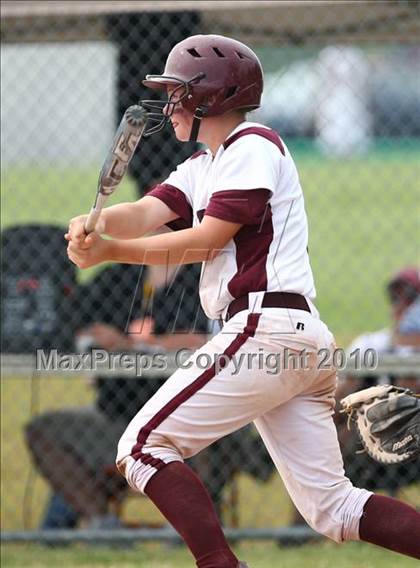 Thumbnail 3 in Bay Shore v. Cicero-North Syracuse (NYSPHSAA Class AA Final) photogallery.