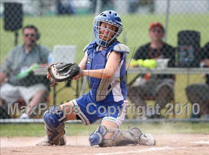 Thumbnail 3 in Bay Shore v. Cicero-North Syracuse (NYSPHSAA Class AA Final) photogallery.