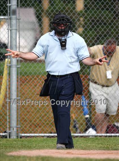 Thumbnail 1 in Bay Shore v. Cicero-North Syracuse (NYSPHSAA Class AA Final) photogallery.