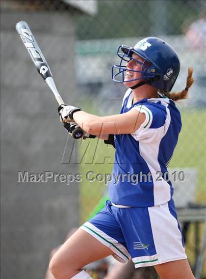 Thumbnail 2 in Bay Shore v. Cicero-North Syracuse (NYSPHSAA Class AA Final) photogallery.