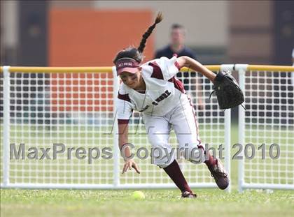 Thumbnail 2 in Bay Shore v. Cicero-North Syracuse (NYSPHSAA Class AA Final) photogallery.
