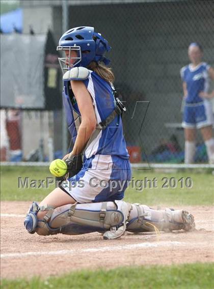 Thumbnail 2 in Bay Shore v. Cicero-North Syracuse (NYSPHSAA Class AA Final) photogallery.