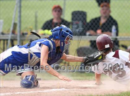 Thumbnail 2 in Bay Shore v. Cicero-North Syracuse (NYSPHSAA Class AA Final) photogallery.