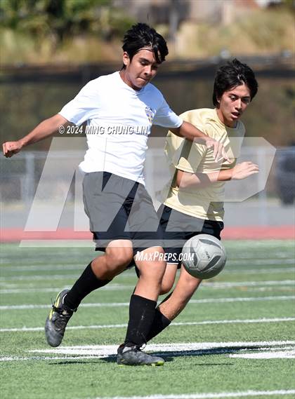 Thumbnail 2 in El Toro vs. Laguna Hills (Summer League) photogallery.
