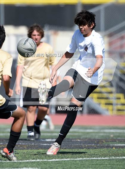 Thumbnail 3 in El Toro vs. Laguna Hills (Summer League) photogallery.