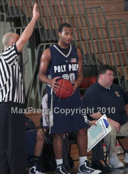 Thumbnail 3 in Poly Prep Country Day vs Gorton (Harry Jefferson Holiday Showcase) photogallery.