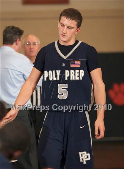 Thumbnail 3 in Poly Prep Country Day vs Gorton (Harry Jefferson Holiday Showcase) photogallery.