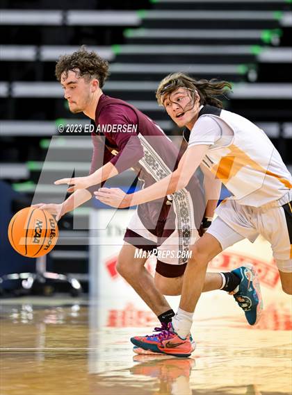 Thumbnail 1 in Pyramid Lake vs. Mineral County (NIAA 1A State Semifinals) photogallery.