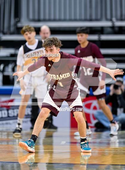 Thumbnail 2 in Pyramid Lake vs. Mineral County (NIAA 1A State Semifinals) photogallery.