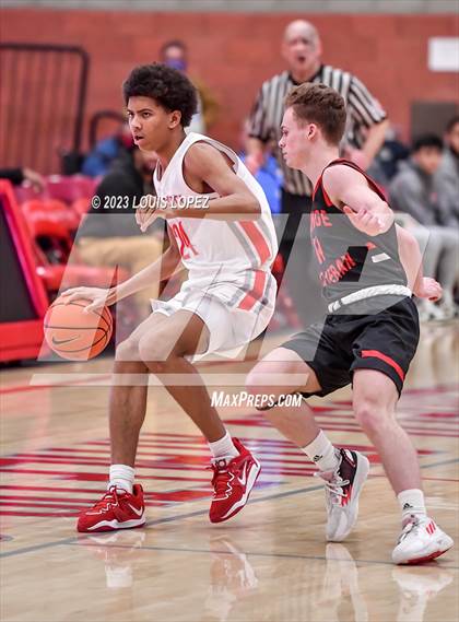 Thumbnail 2 in Orange Lutheran @ Mater Dei (Nike Extravaganza) photogallery.