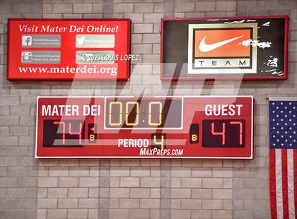 Thumbnail 2 in Orange Lutheran @ Mater Dei (Nike Extravaganza) photogallery.