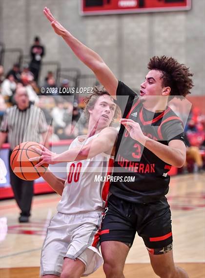 Thumbnail 3 in Orange Lutheran @ Mater Dei (Nike Extravaganza) photogallery.