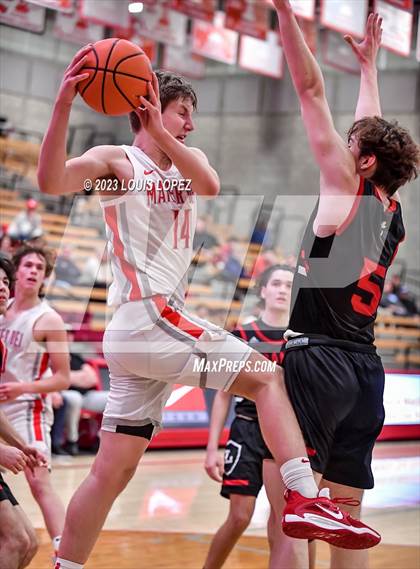 Thumbnail 2 in Orange Lutheran @ Mater Dei (Nike Extravaganza) photogallery.