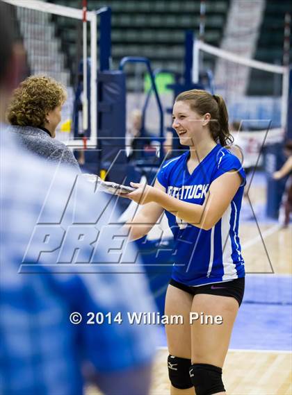 Thumbnail 2 in Eden vs. Mattituck (NYSPHSAA Class C Pool Play) photogallery.