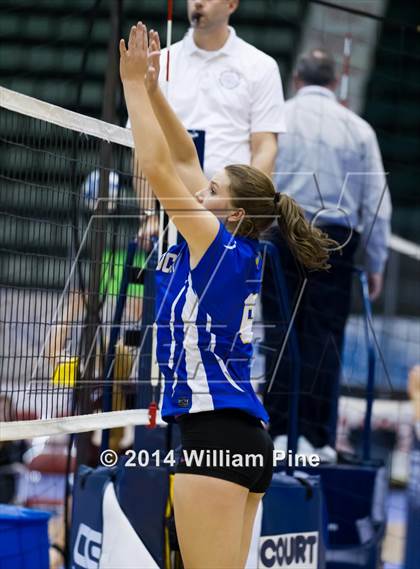 Thumbnail 2 in Eden vs. Mattituck (NYSPHSAA Class C Pool Play) photogallery.