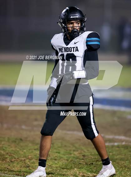 Thumbnail 2 in Mendota @ Highland (CIF-CS D4 Semifinal) photogallery.
