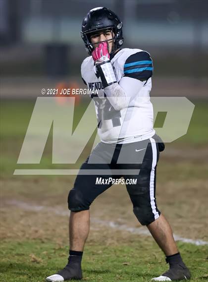 Thumbnail 1 in Mendota @ Highland (CIF-CS D4 Semifinal) photogallery.