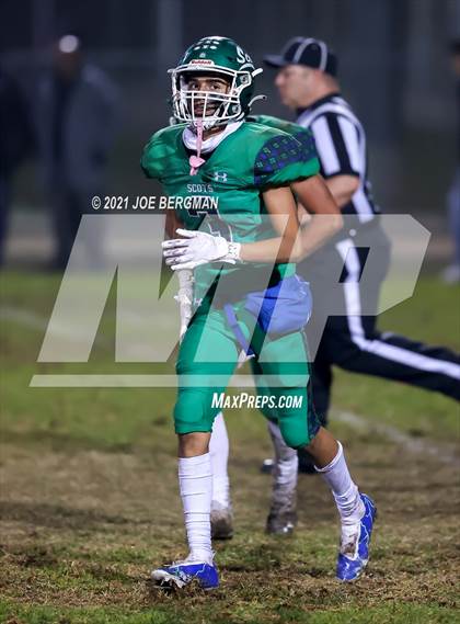 Thumbnail 2 in Mendota @ Highland (CIF-CS D4 Semifinal) photogallery.