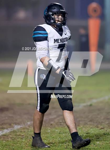 Thumbnail 1 in Mendota @ Highland (CIF-CS D4 Semifinal) photogallery.