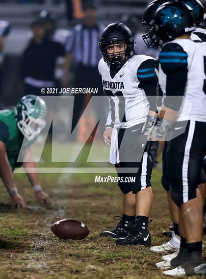 Thumbnail 1 in Mendota @ Highland (CIF-CS D4 Semifinal) photogallery.