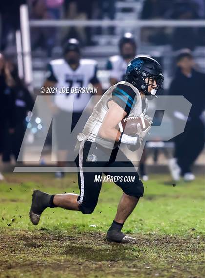 Thumbnail 3 in Mendota @ Highland (CIF-CS D4 Semifinal) photogallery.