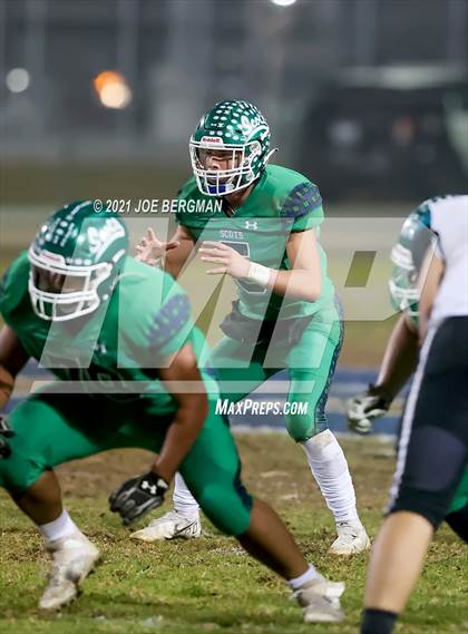 Thumbnail 1 in Mendota @ Highland (CIF-CS D4 Semifinal) photogallery.