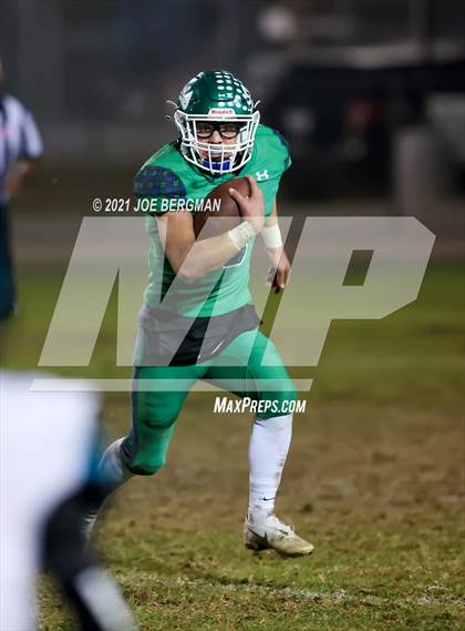 Thumbnail 1 in Mendota @ Highland (CIF-CS D4 Semifinal) photogallery.