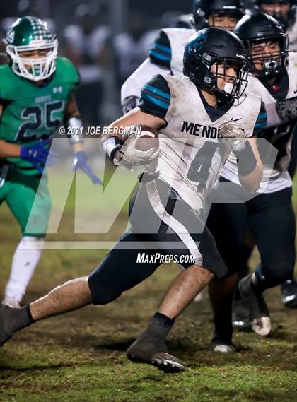 Thumbnail 1 in Mendota @ Highland (CIF-CS D4 Semifinal) photogallery.