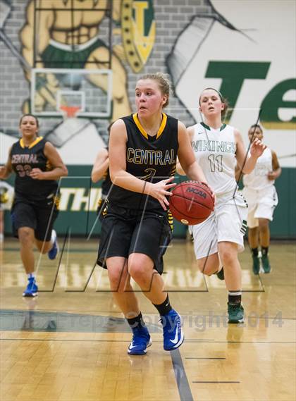 Thumbnail 3 in Central @ Loudoun Valley (Conference 28 Final) photogallery.