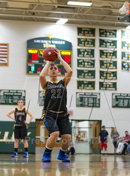 Thumbnail 1 in Central @ Loudoun Valley (Conference 28 Final) photogallery.