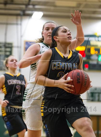 Thumbnail 2 in Central @ Loudoun Valley (Conference 28 Final) photogallery.