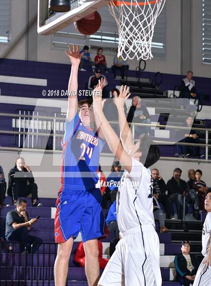 Thumbnail 3 in Christian Brothers vs. Bullard (St. Hope Elite Classic) photogallery.