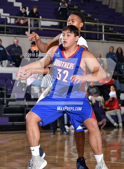 Thumbnail 2 in Christian Brothers vs. Bullard (St. Hope Elite Classic) photogallery.