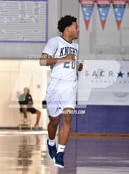 Thumbnail 2 in Christian Brothers vs. Bullard (St. Hope Elite Classic) photogallery.