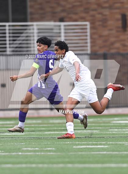 Thumbnail 2 in Whitney vs. Cathedral (SoCal College Showcase) photogallery.