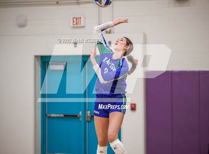 Thumbnail 2 in Mater Dei vs. Xavier College Prep (Durango Fall Classic) photogallery.