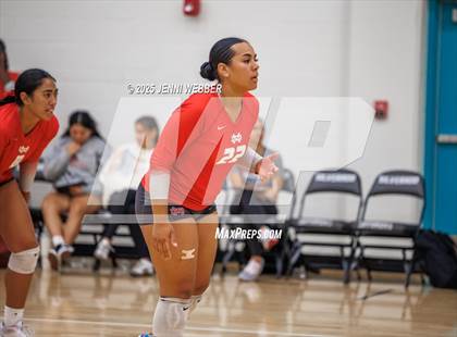 Thumbnail 1 in Mater Dei vs. Xavier College Prep (Durango Fall Classic) photogallery.