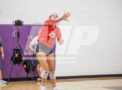 Thumbnail 3 in Mater Dei vs. Xavier College Prep (Durango Fall Classic) photogallery.