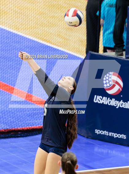 Thumbnail 3 in Pine Creek vs. Loveland (CHSAA 5A Round 1) photogallery.